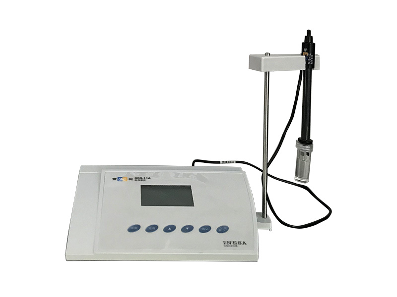 Conductivity meter